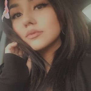 Meet your Posher, Nikole